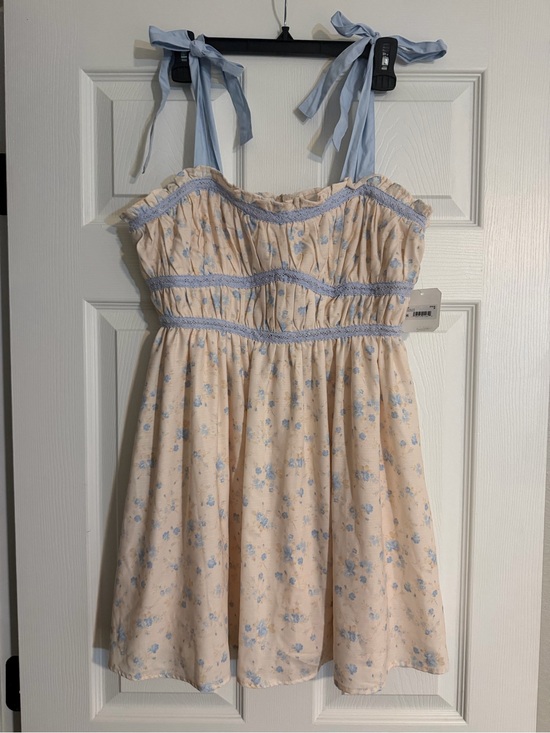 Altar'd State Dresses & Skirts - NWT Altar’d State Floral Mini Dress